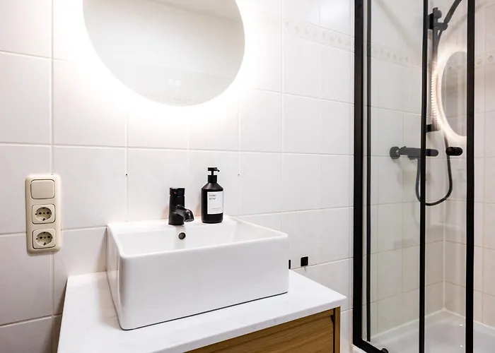 Staytime - Metro I Center I Lage Apartment *