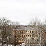 Staytime - Metro I Center I Lage Apartment *