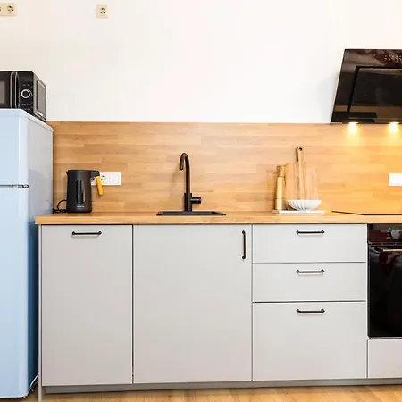 Staytime - Metro I Center I Lage Apartment