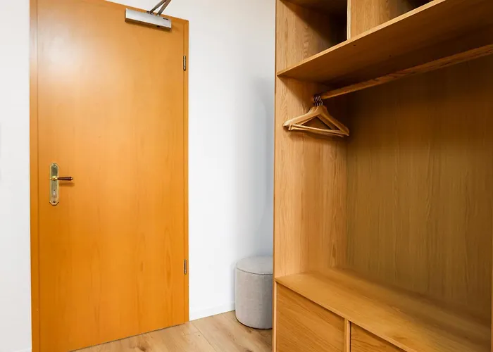 Staytime - Metro I Center I Lage Daire